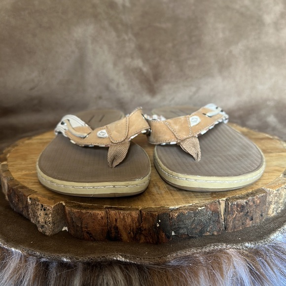 Sperry Top-Sider Flip Flop Sandals - Picture 9 of 12
